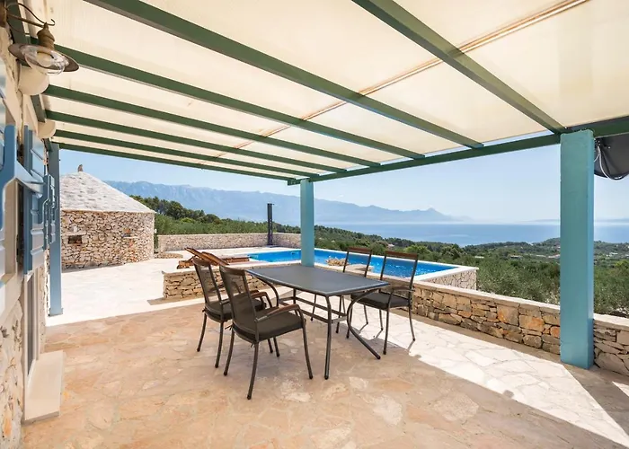 House With A Swimming Pool - Olive Grove Sumartin