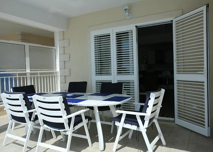 Family Friendly House With A Swimming Pool Sumartin, Brac - 16842